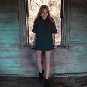 Meet your Posher, April